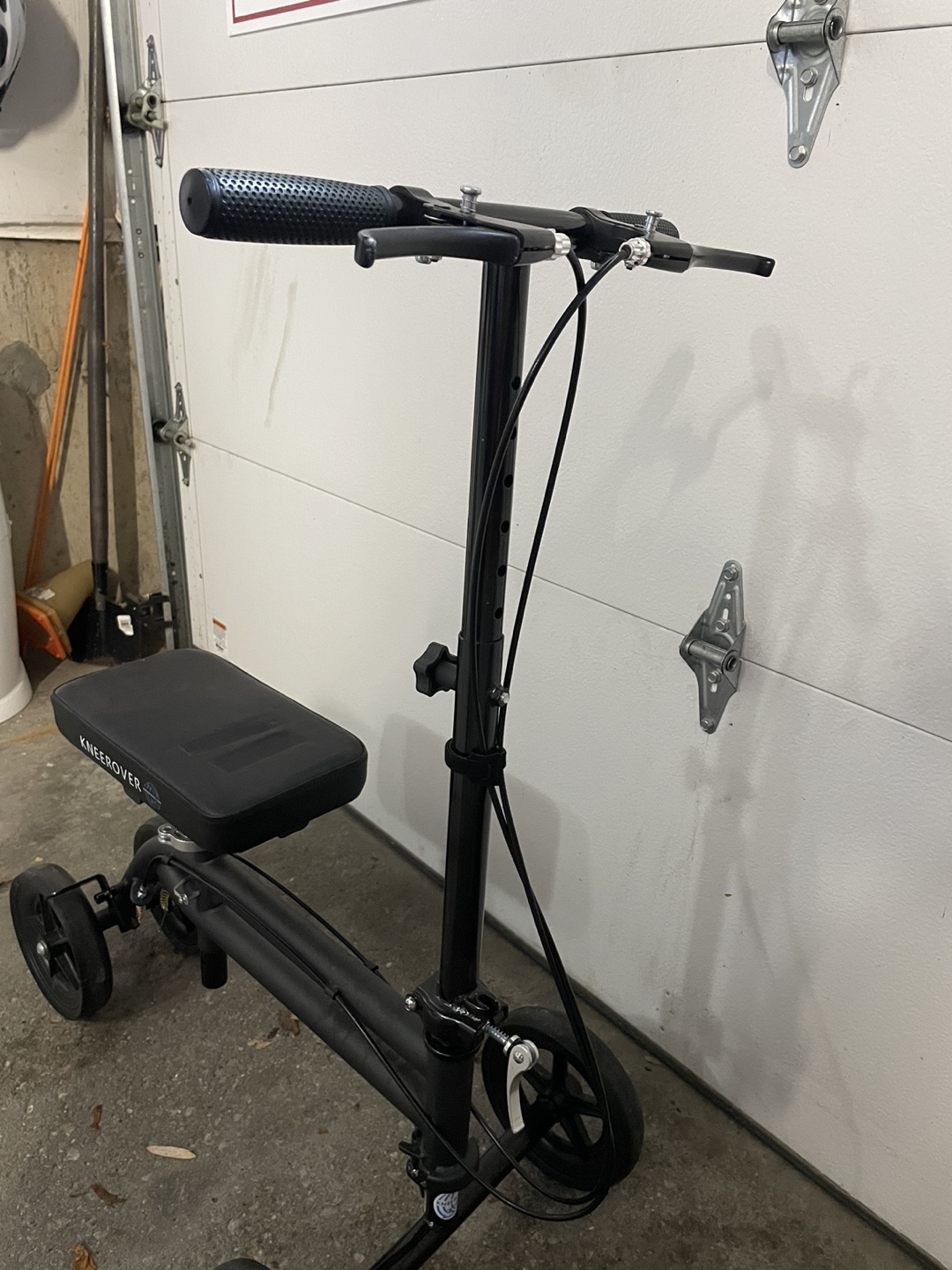 Knee Scooter