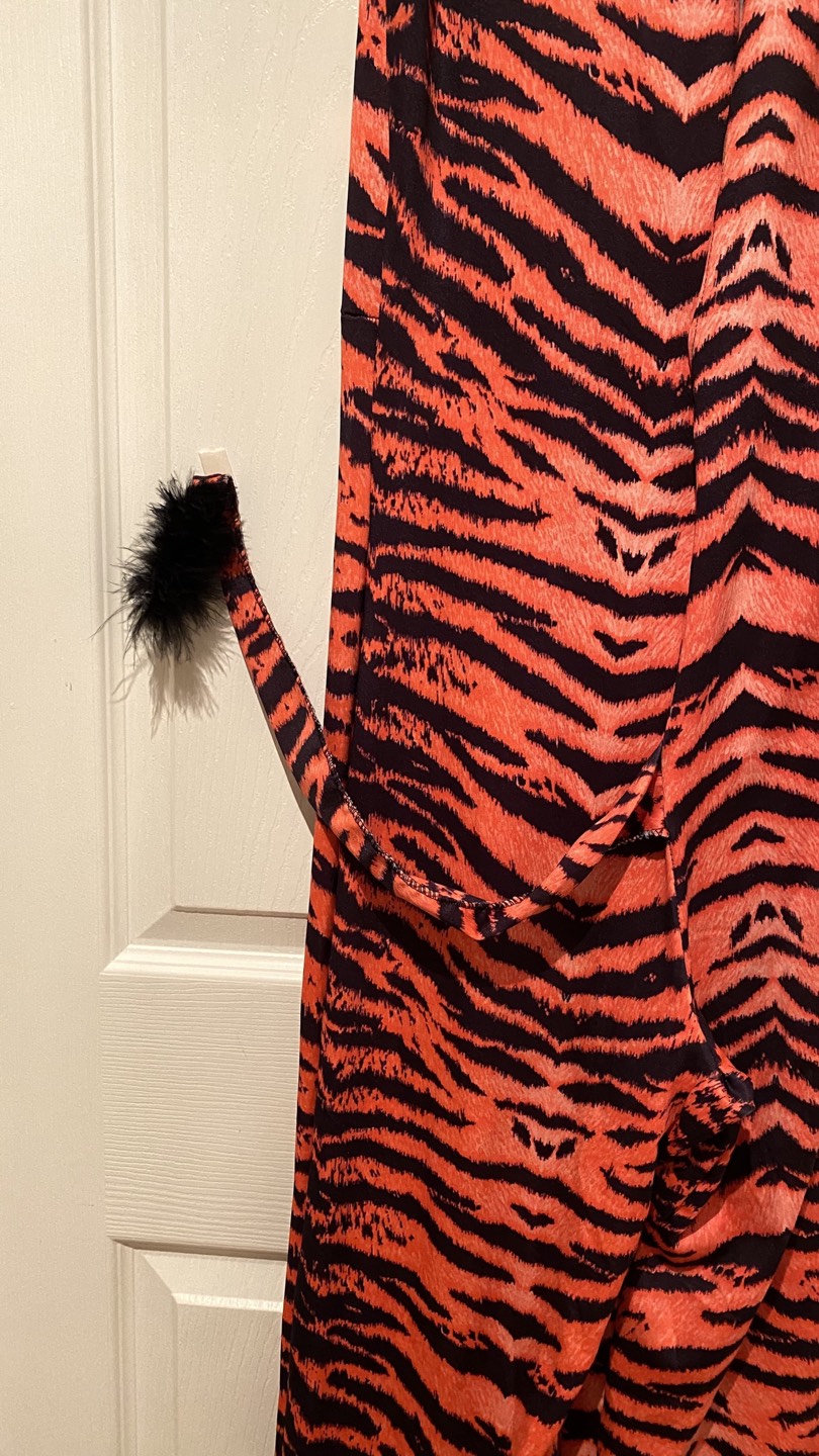 Vintage Collegeville - Tiger Catsuit Costume image indicator(4)