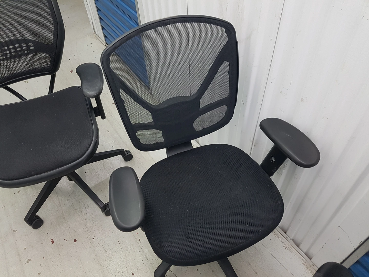 office chairs - photo 4