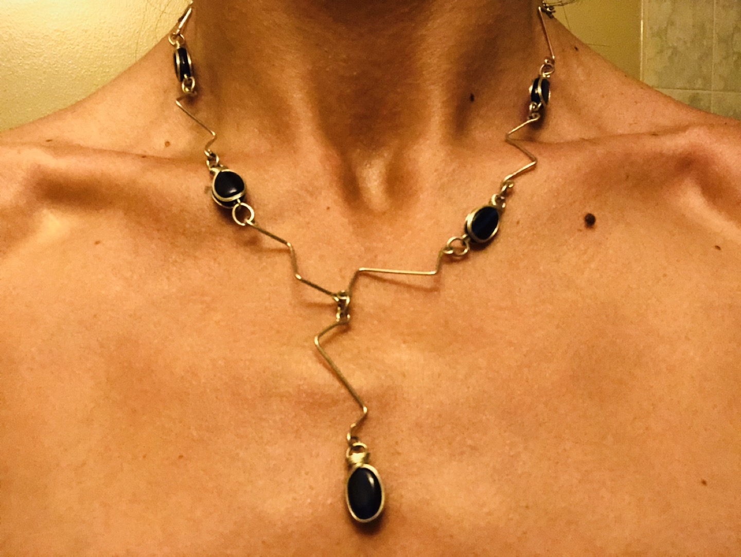 Woman’s Necklace thumbnail