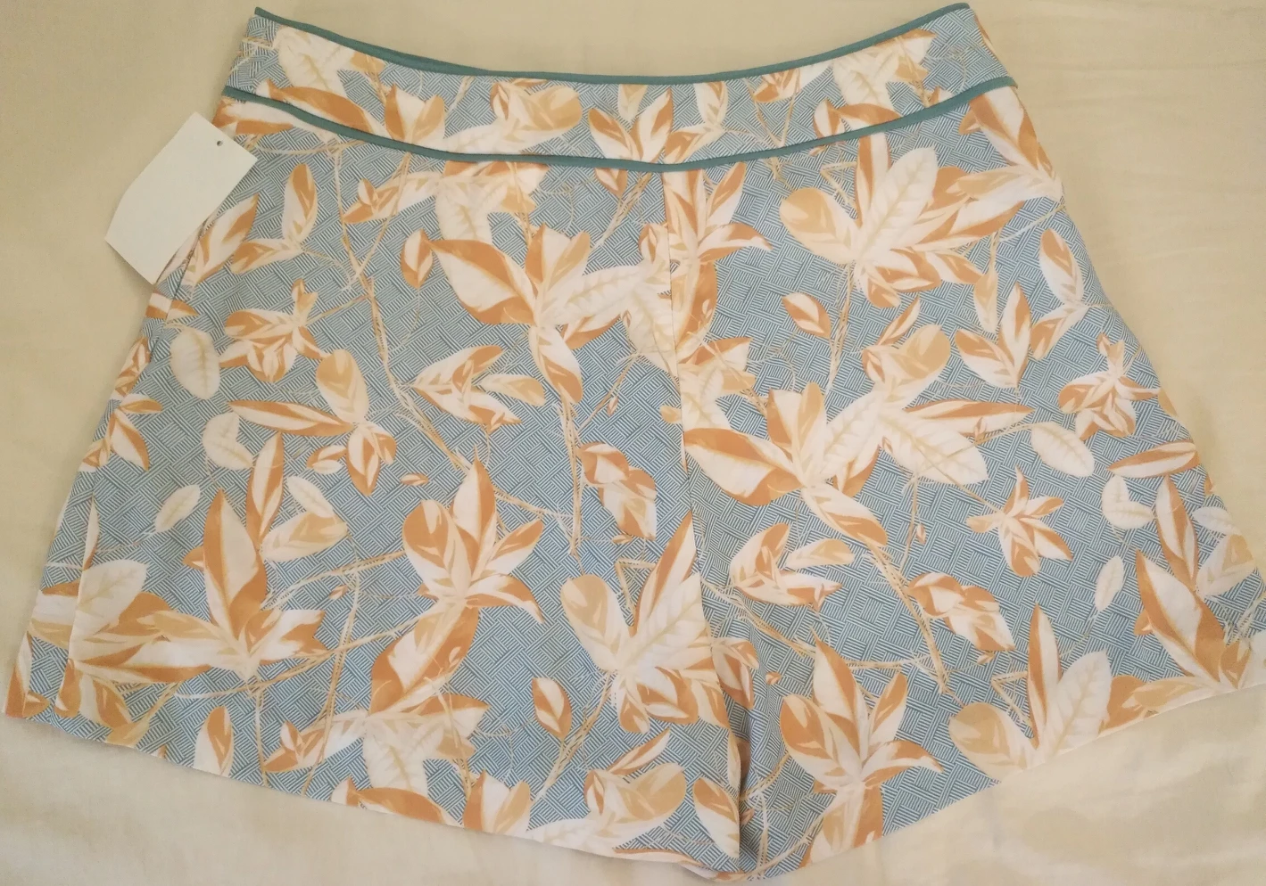 H&M summer shorts image indicator(2)