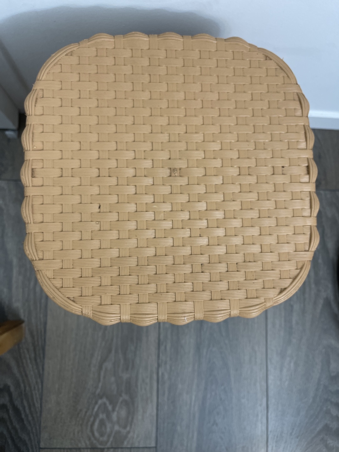 Stool - photo 2