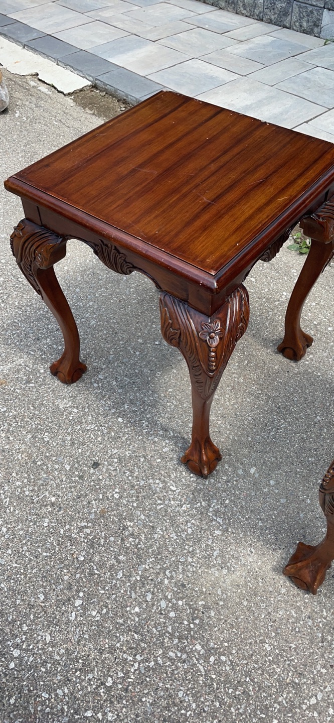 Clawed feet, wood side tables - photo 2