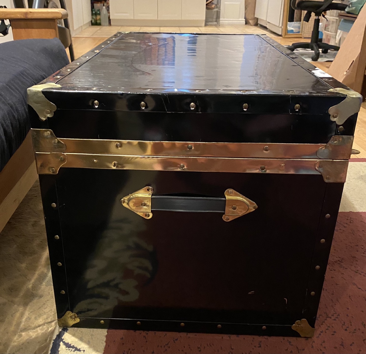 Vintage Metal Steamer Trunk image indicator(2)