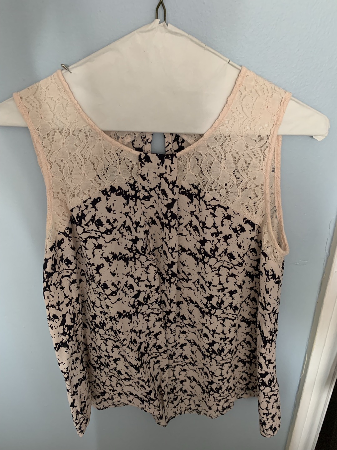 Many Items of Clothing Small-Medium 6-10 - photo 3