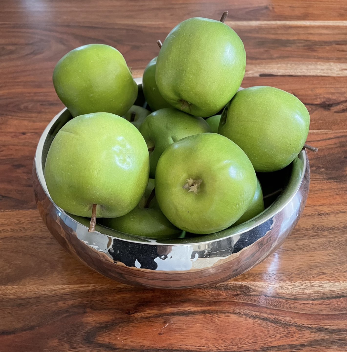 Bowl of fruit