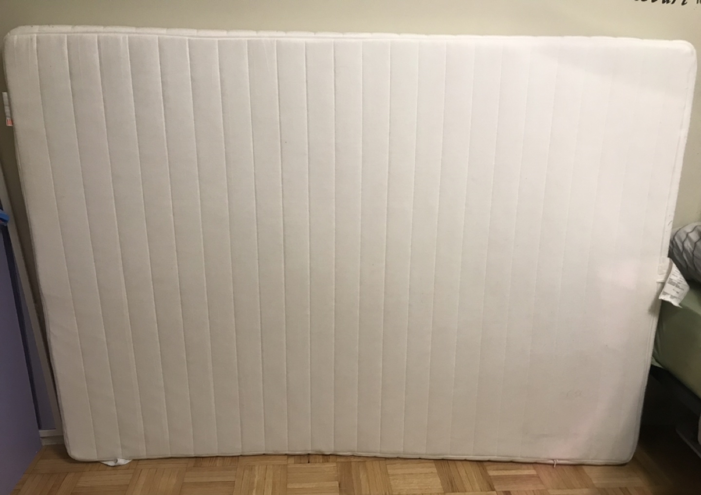 IKEA queen foam mattress - photo 3