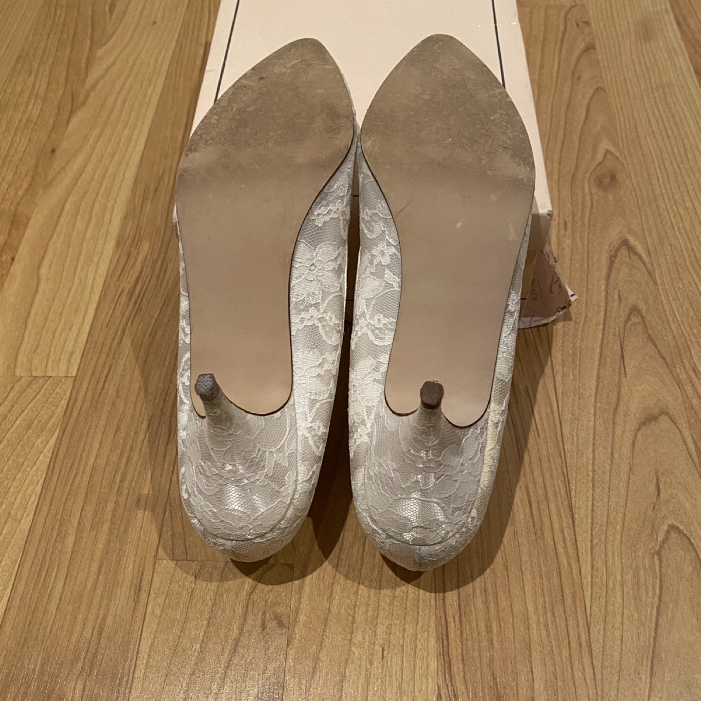 Tai Silk Lace Pumps image indicator(4)