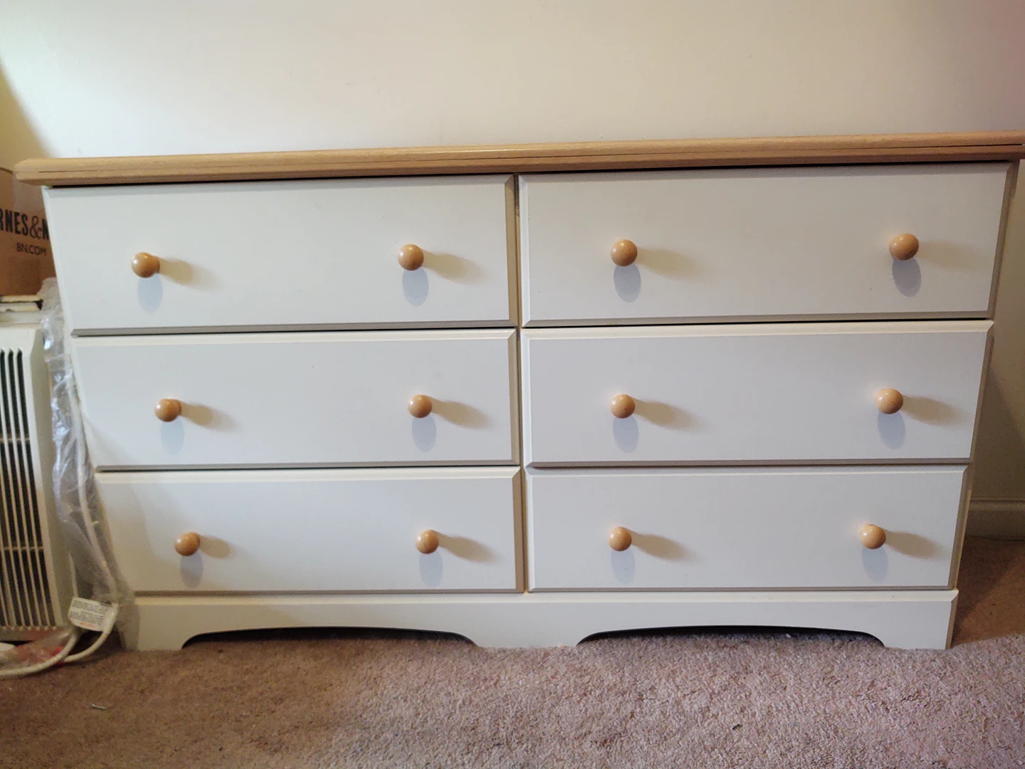 6-drawer dresser. 28x50x16