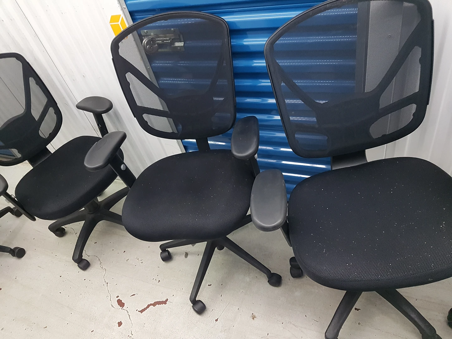 office chairs - photo 3
