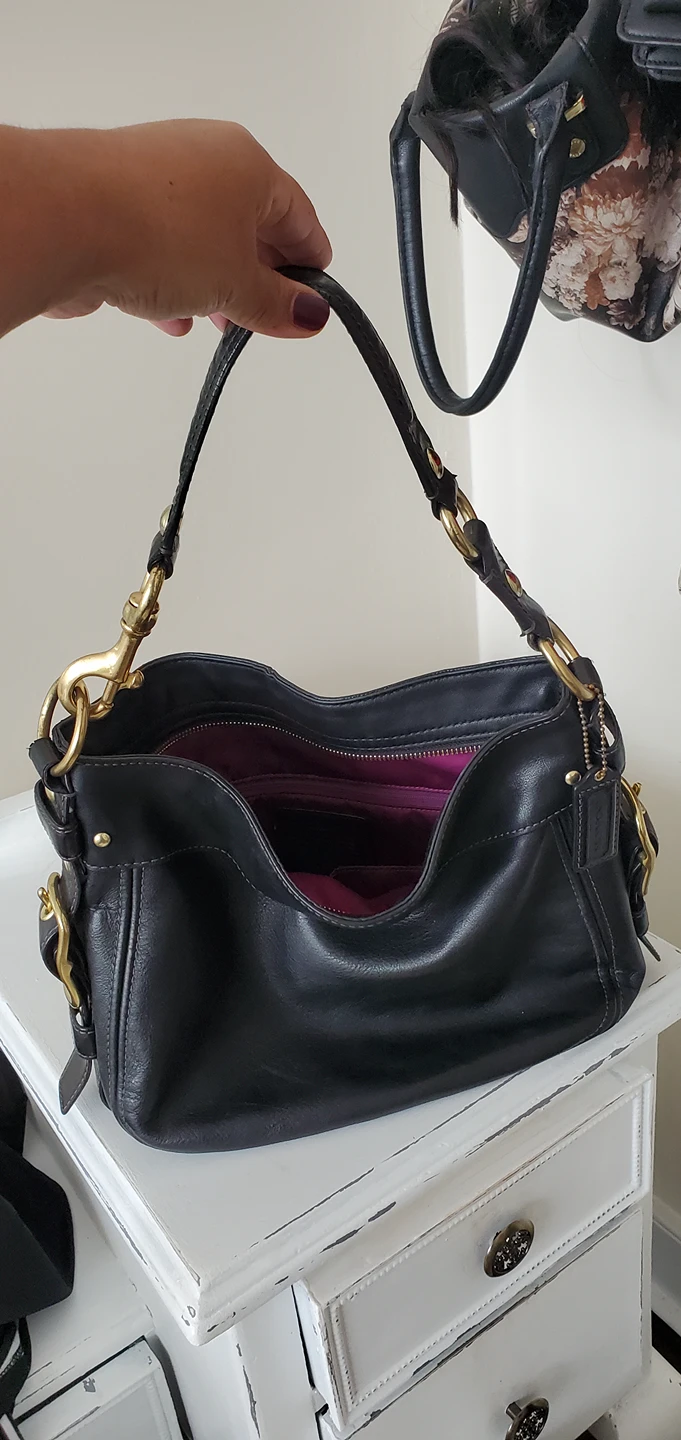 Authentic Black Coach Hand Bag - photo 2
