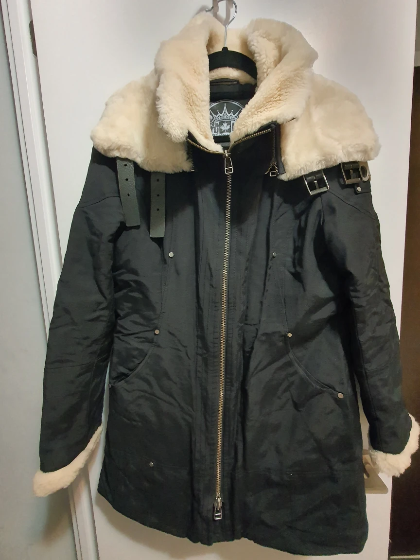 Moose Knuckles Winter Jacket image indicator(2)