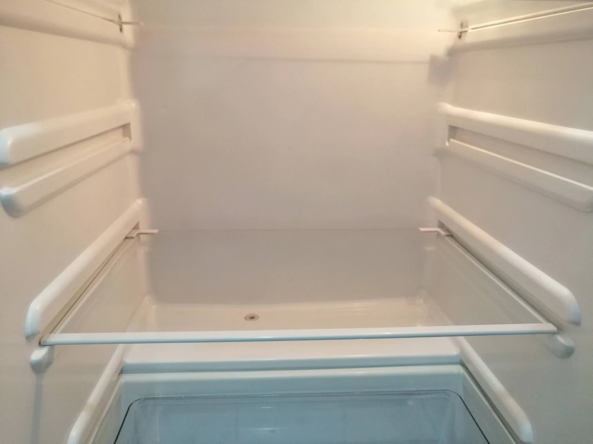 Refrigerator & Freezer RCA 7.5 Cu Ft - photo 5