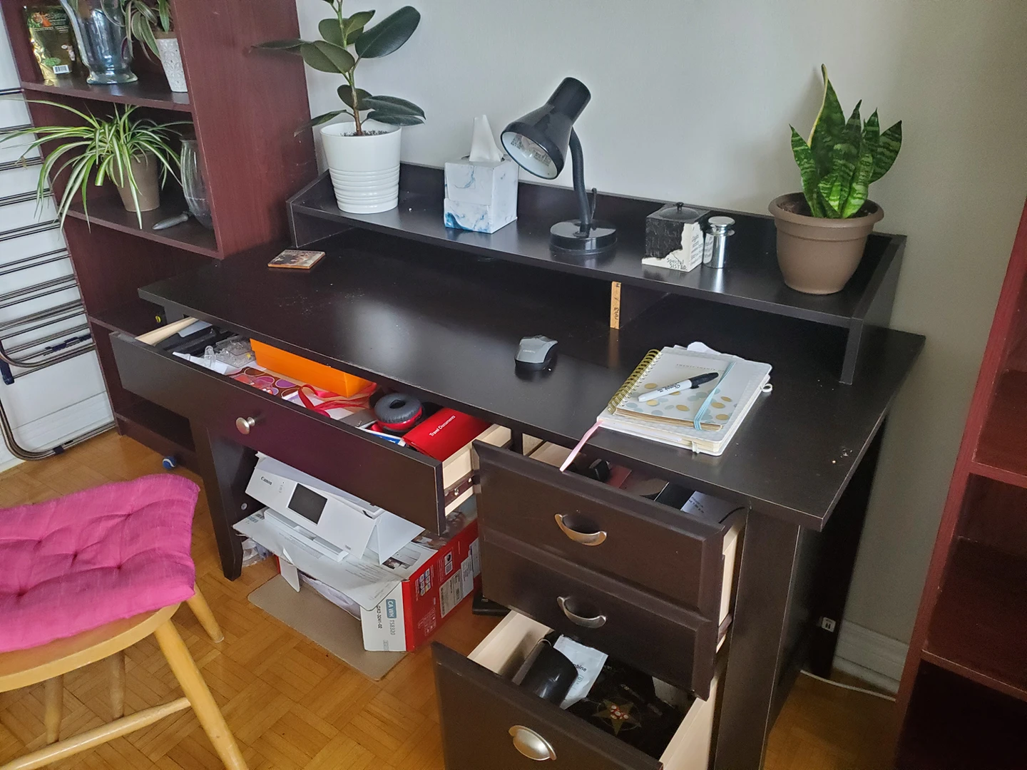free desk