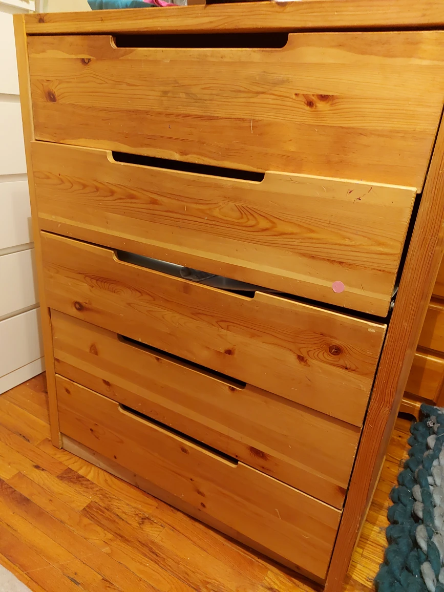 5 drawer dresser #freecycle - photo 2