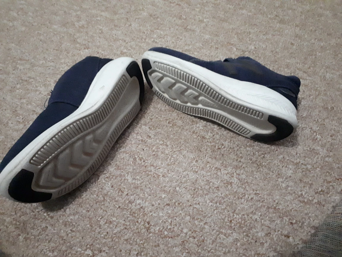 running shoes for a child - photo 3