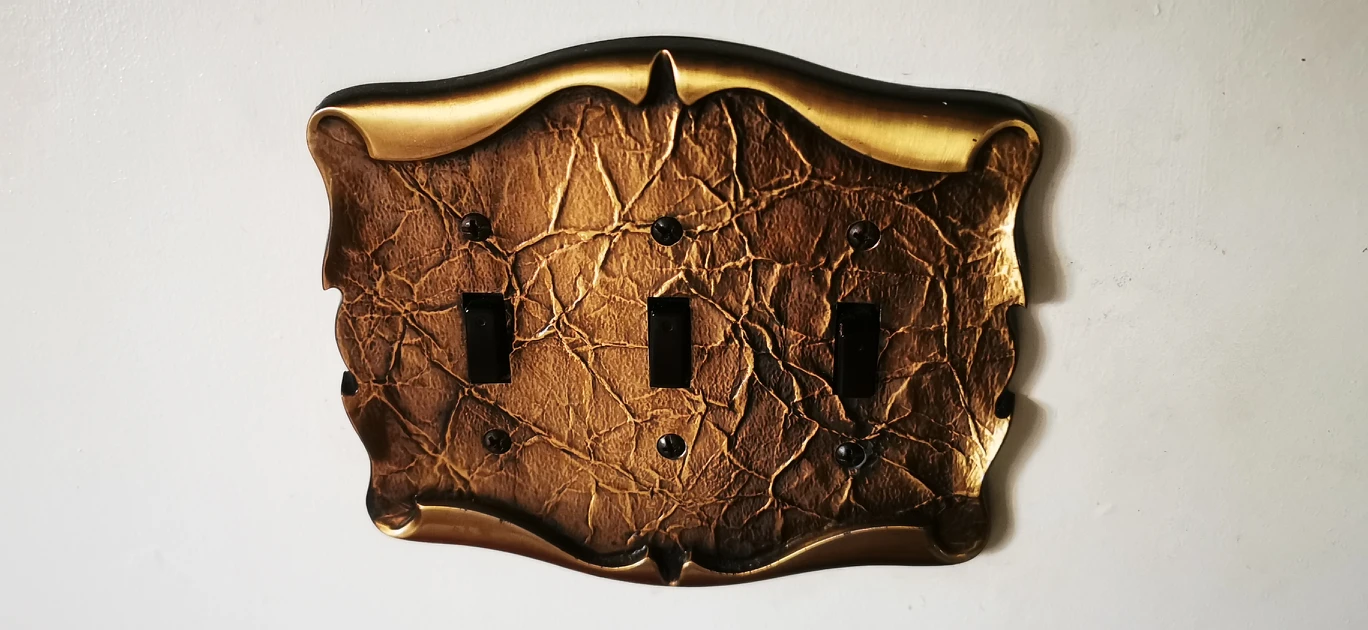 Traditional metal wall plates thumbnail