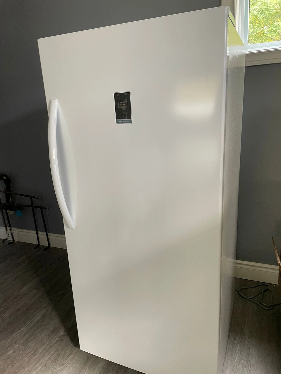 Brand new frost free upright convertible freezer/fridge thumbnail