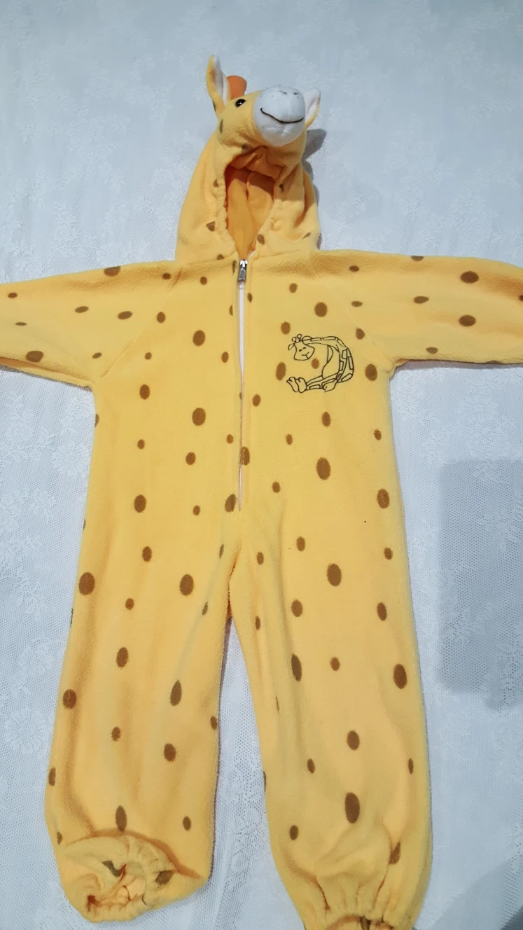 Halloween costume size 2 to 3
