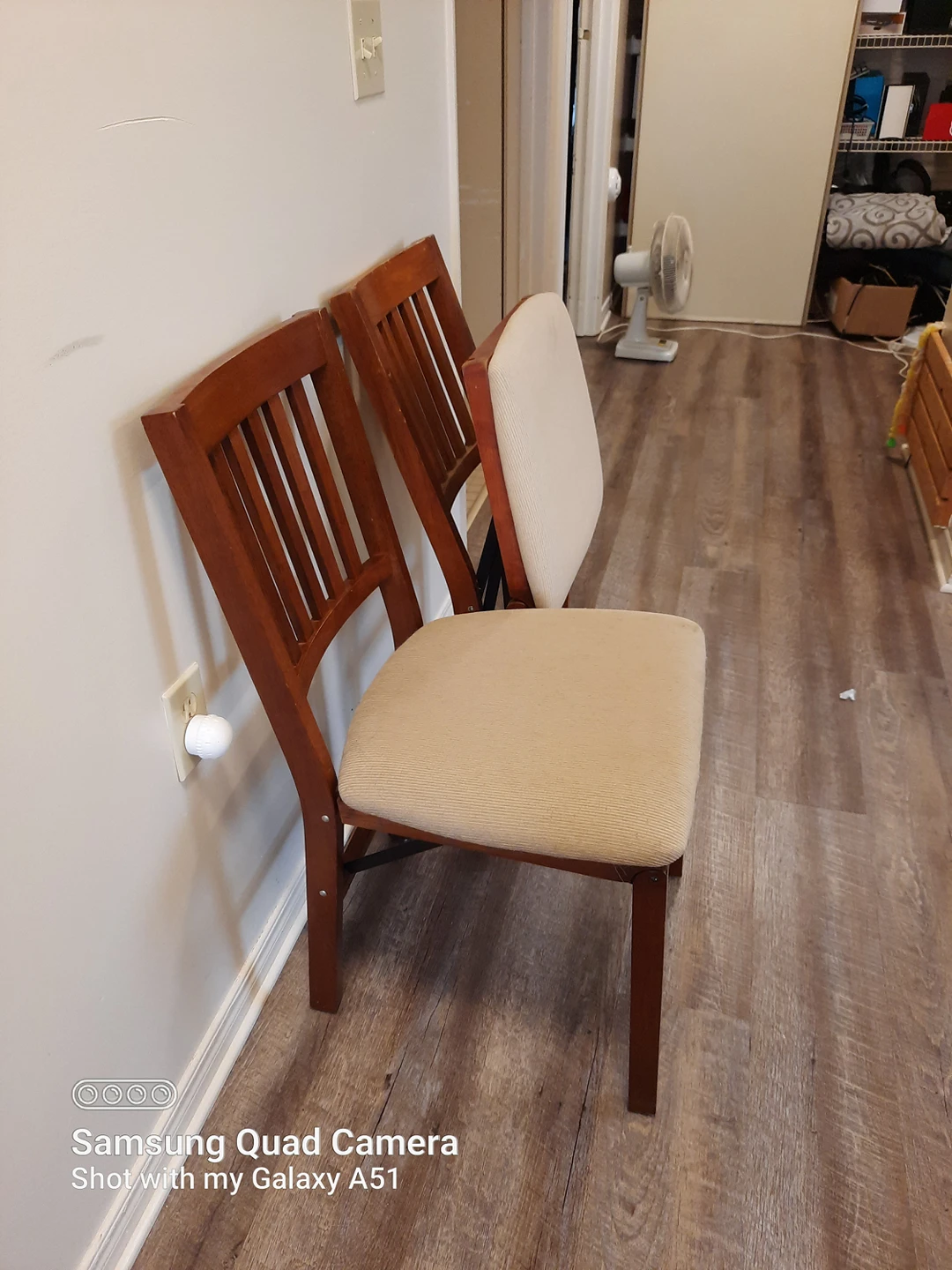 Folding Chairs  FREE TO PICK UP image indicator(3)