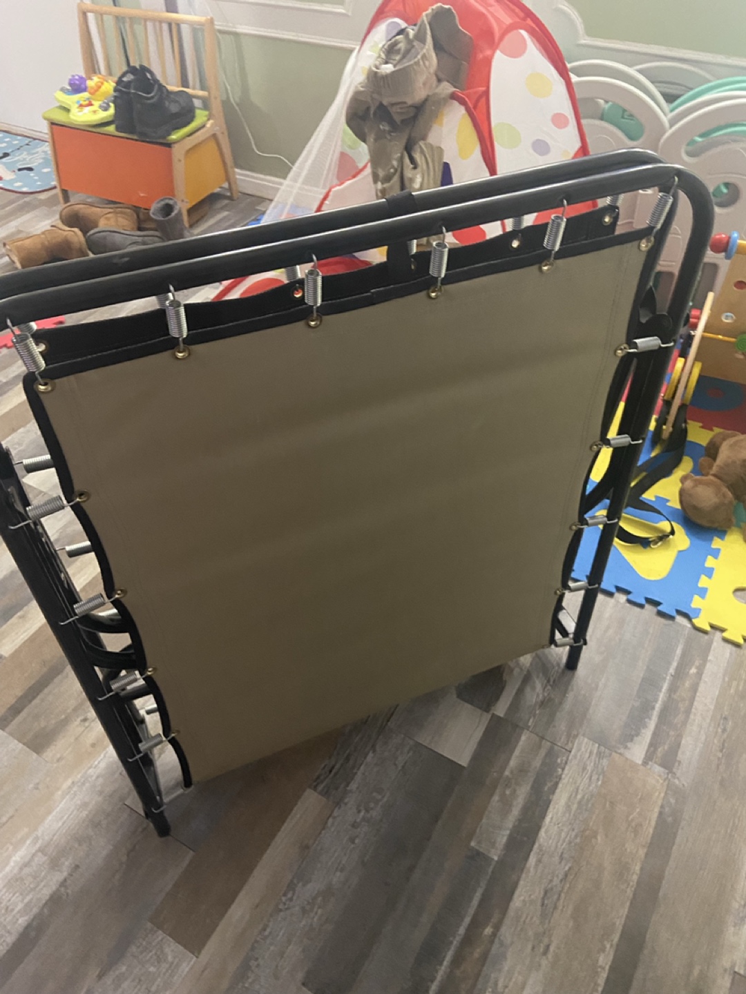 Folding rollaway guest bed - photo 3