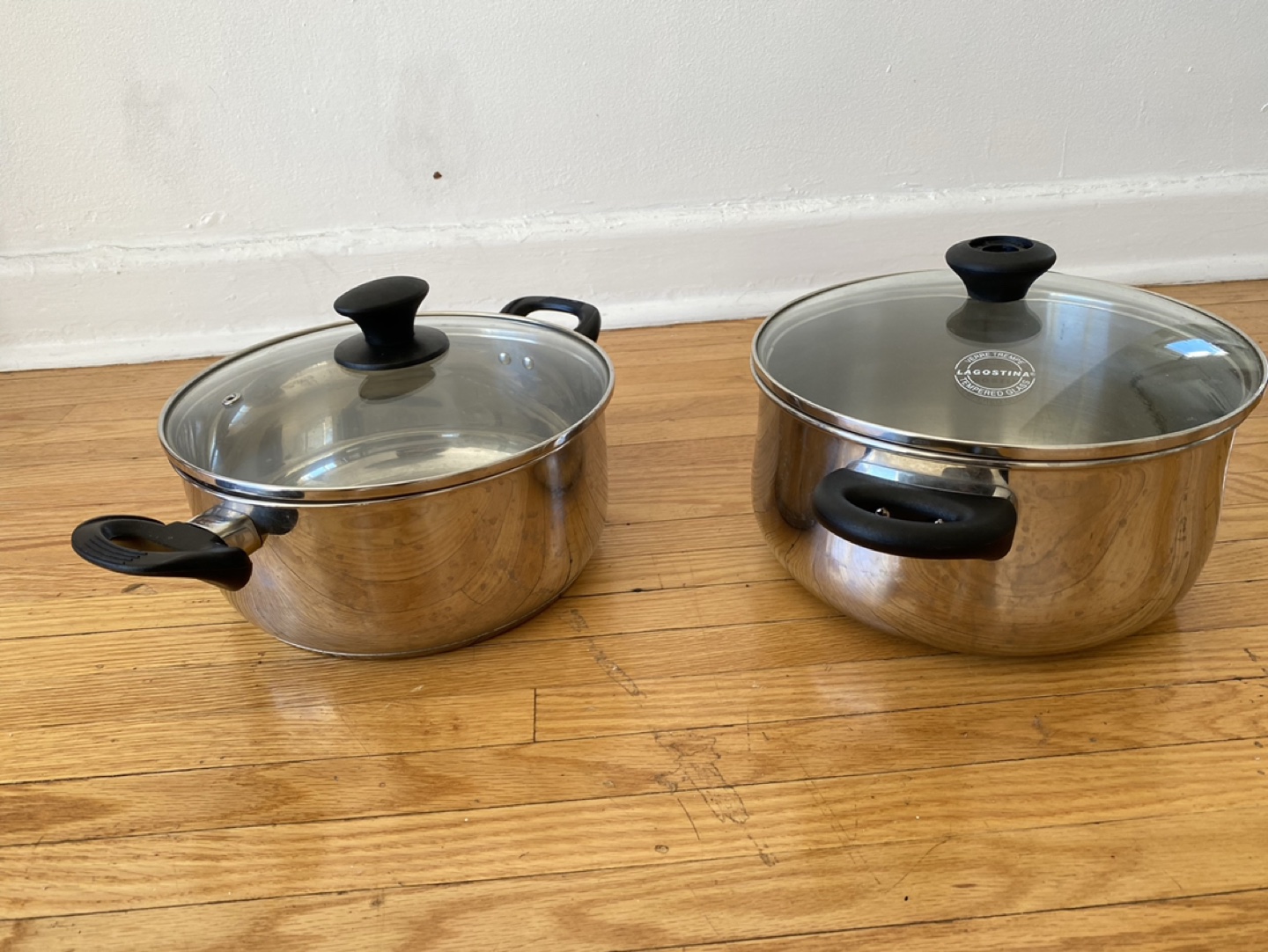 Stainless Steel Pots thumbnail