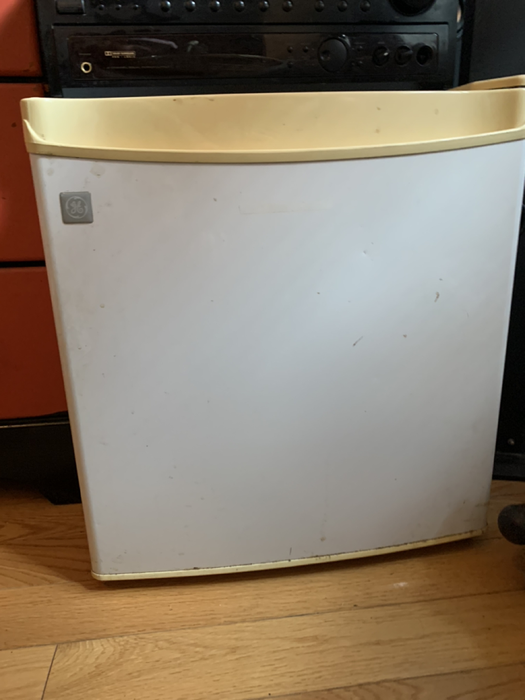 Mini fridge