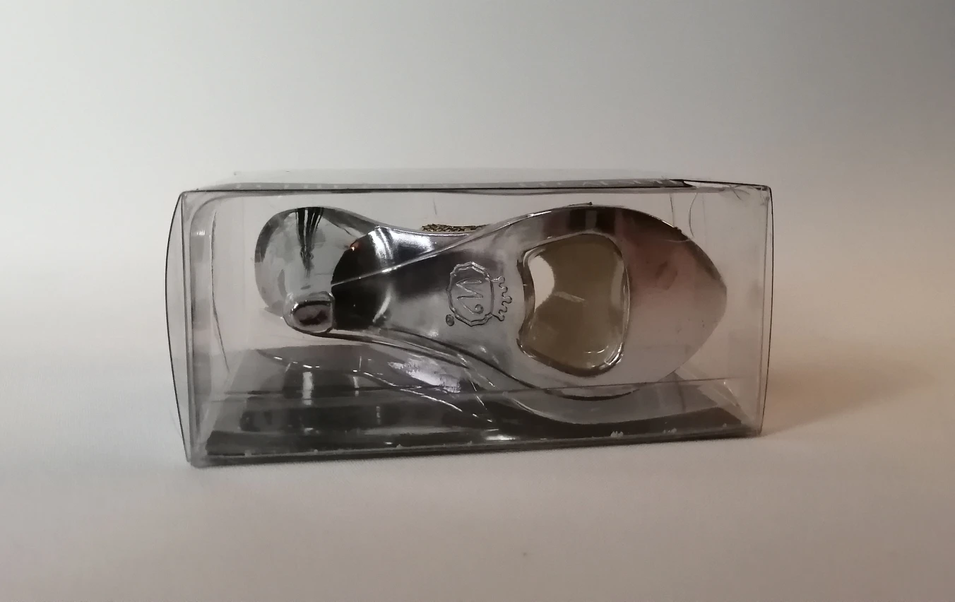 High Heel Bottle Opener - photo 4