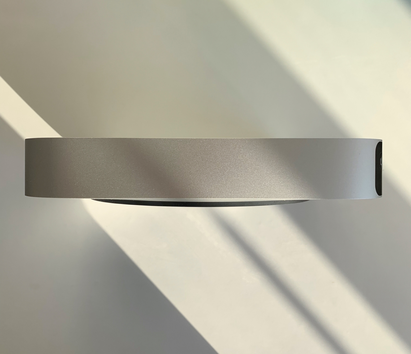 Mac mini (M1, 2020) 16GB RAM, 1TB SSD image indicator(3)