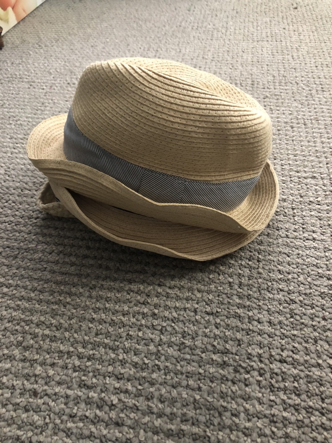 Free straw hats.