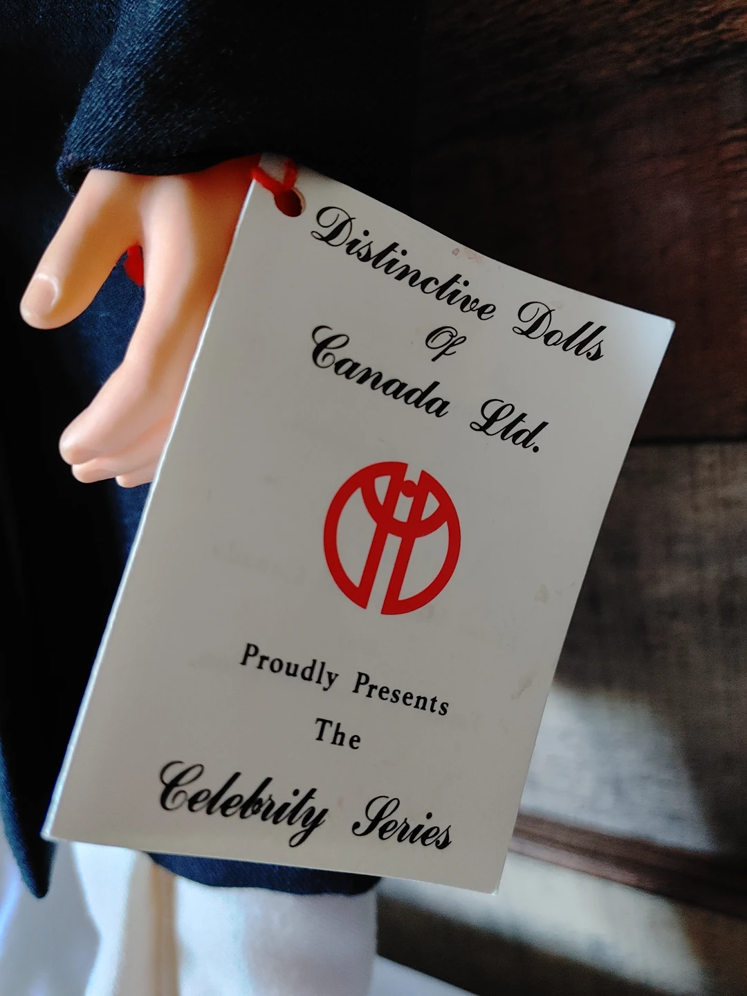 COLLECTORS Distinctive Dolls of Canada - Celebrity Series thumbnail