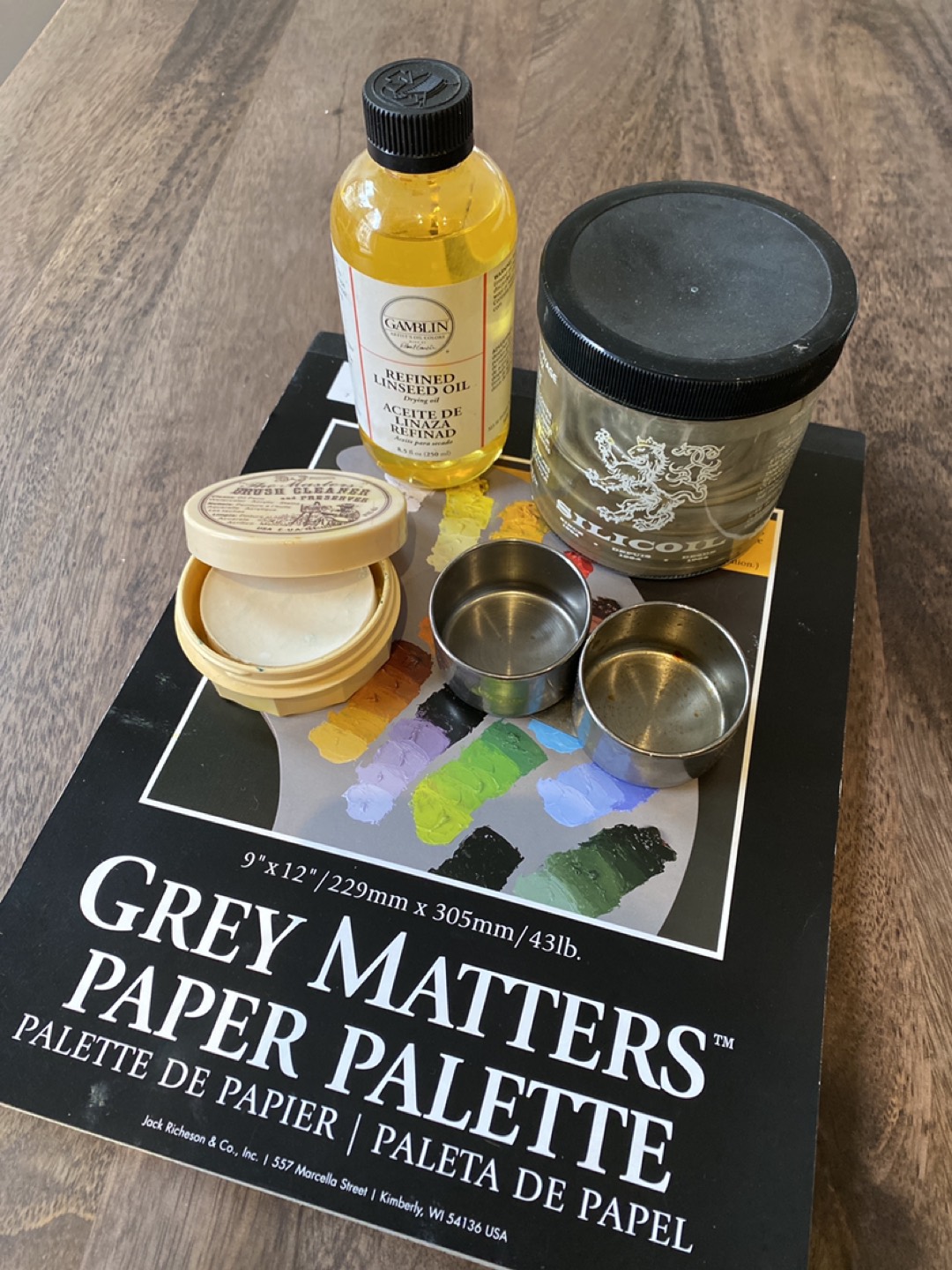 Supplies for oil painting