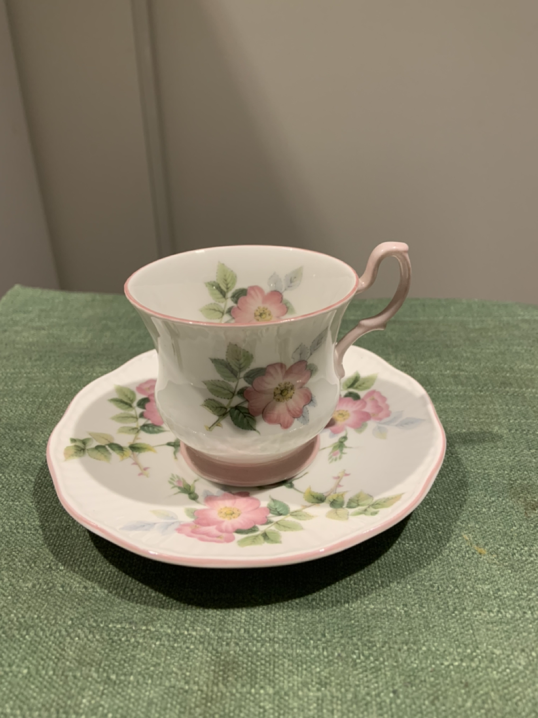 Queen’s coffee cup set