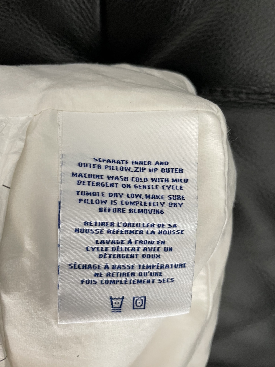 A pair of Casper standard pillows without covers - photo 4