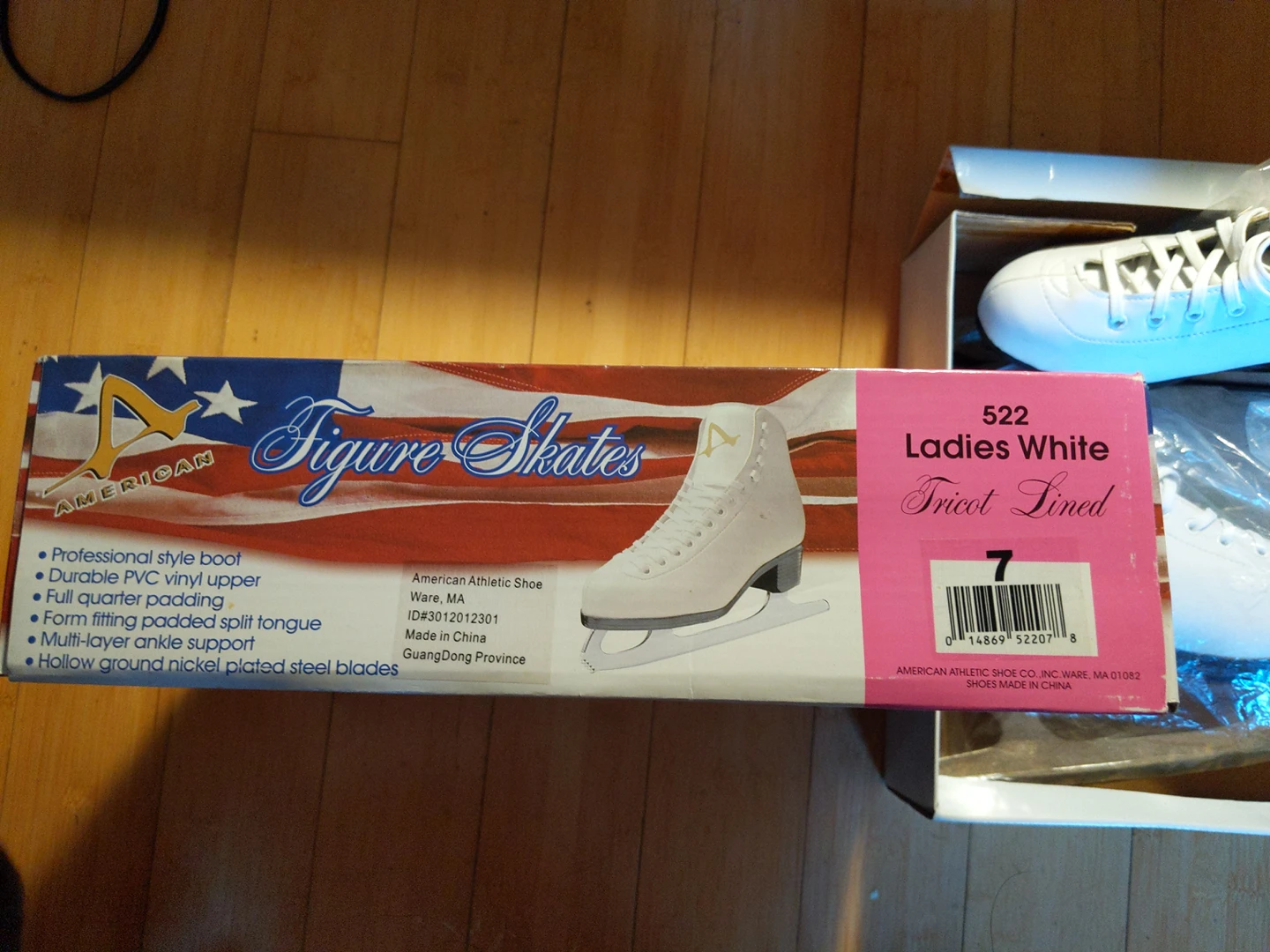 American Figure Skates image indicator(3)