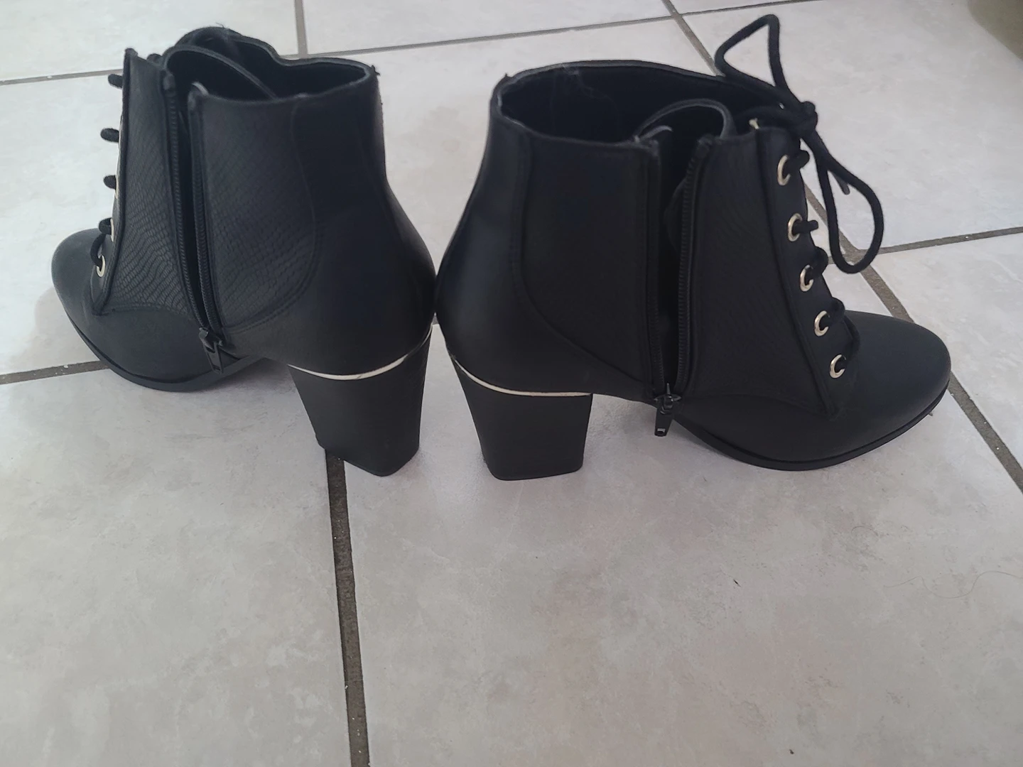 black heel fashion boots