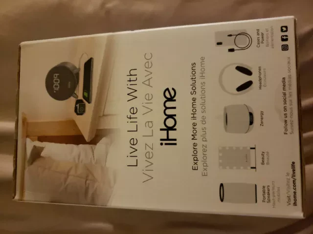 New IHome Power Clock Bluetooth speaker #Willowdale image indicator(2)