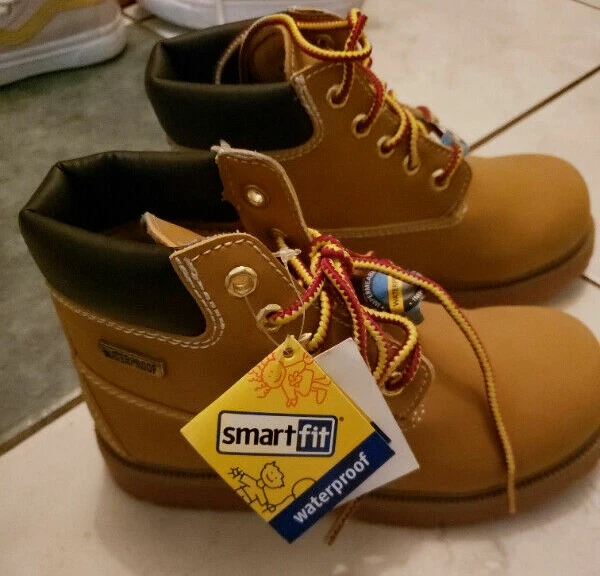 New Boys Work Boots #Willowdale image indicator(2)