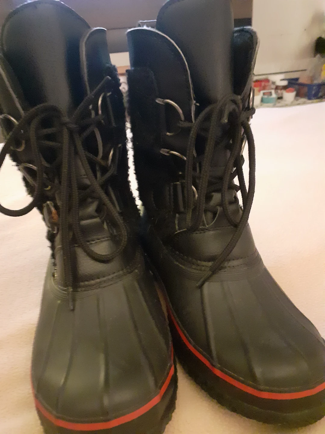 winter boots thumbnail