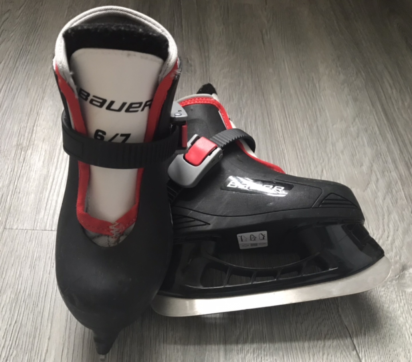 Size 6/7 toddler skates #Willowdale thumbnail