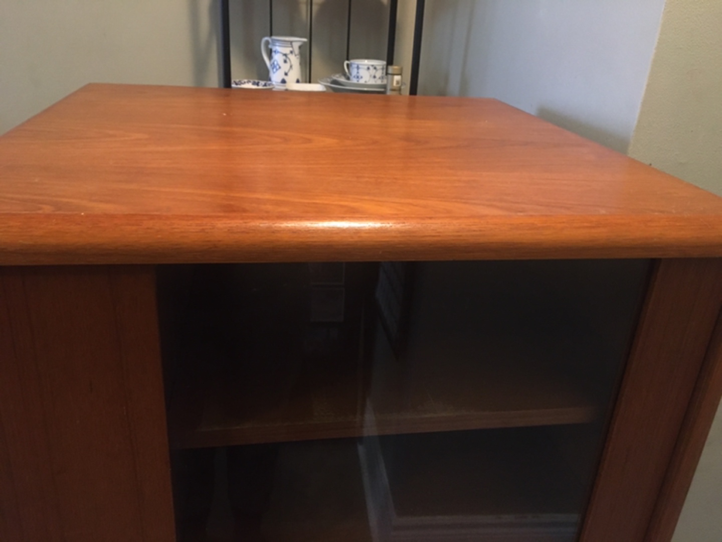 Teak Media Cabinet image indicator(3)