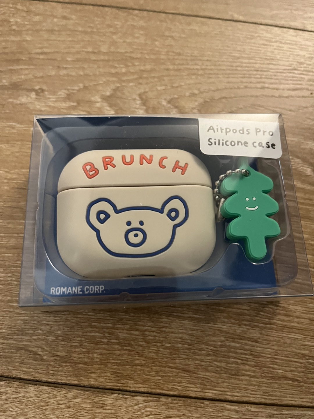 (new) AirPods Pro case + dust guard stickers