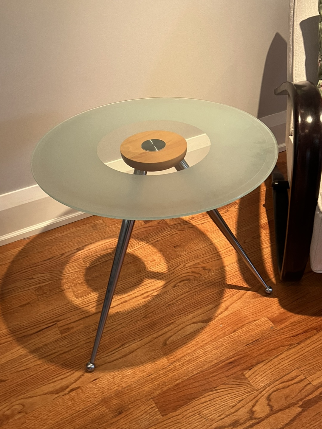 Frosted glass side table - photo 2
