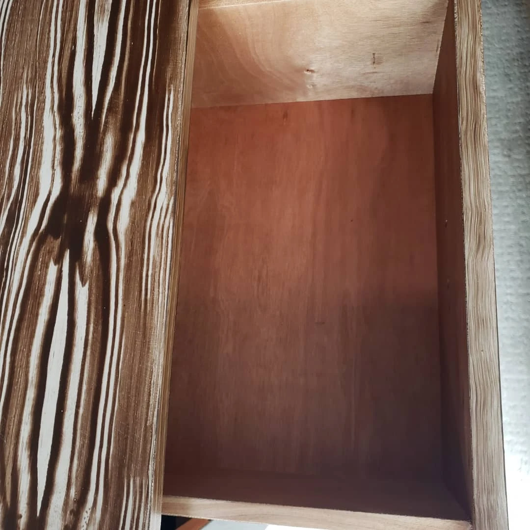 Dresser - 8 drawer image indicator(5)