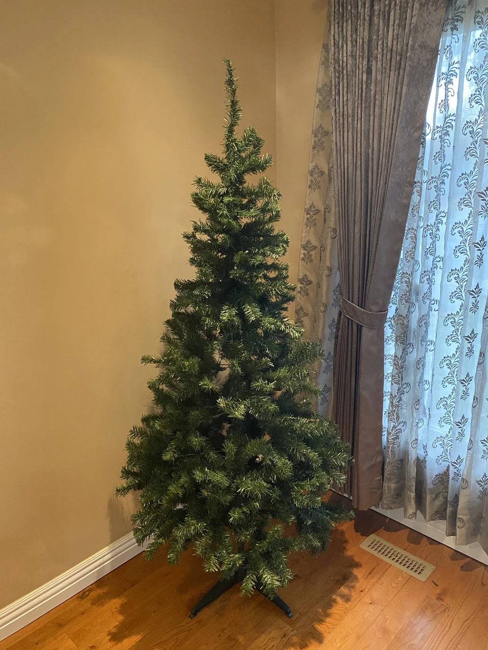 6 Ft Mercier Tree - Christmas Tree