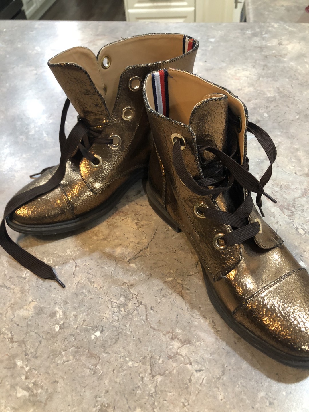 Tommy Hilfiger  boots