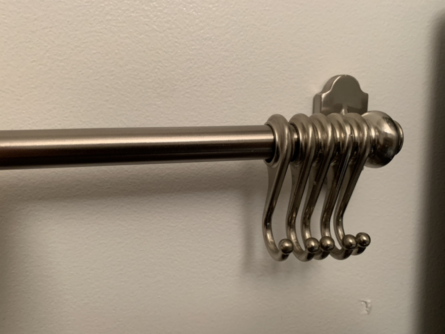 5 piece Cup holder (like new) image indicator(2)