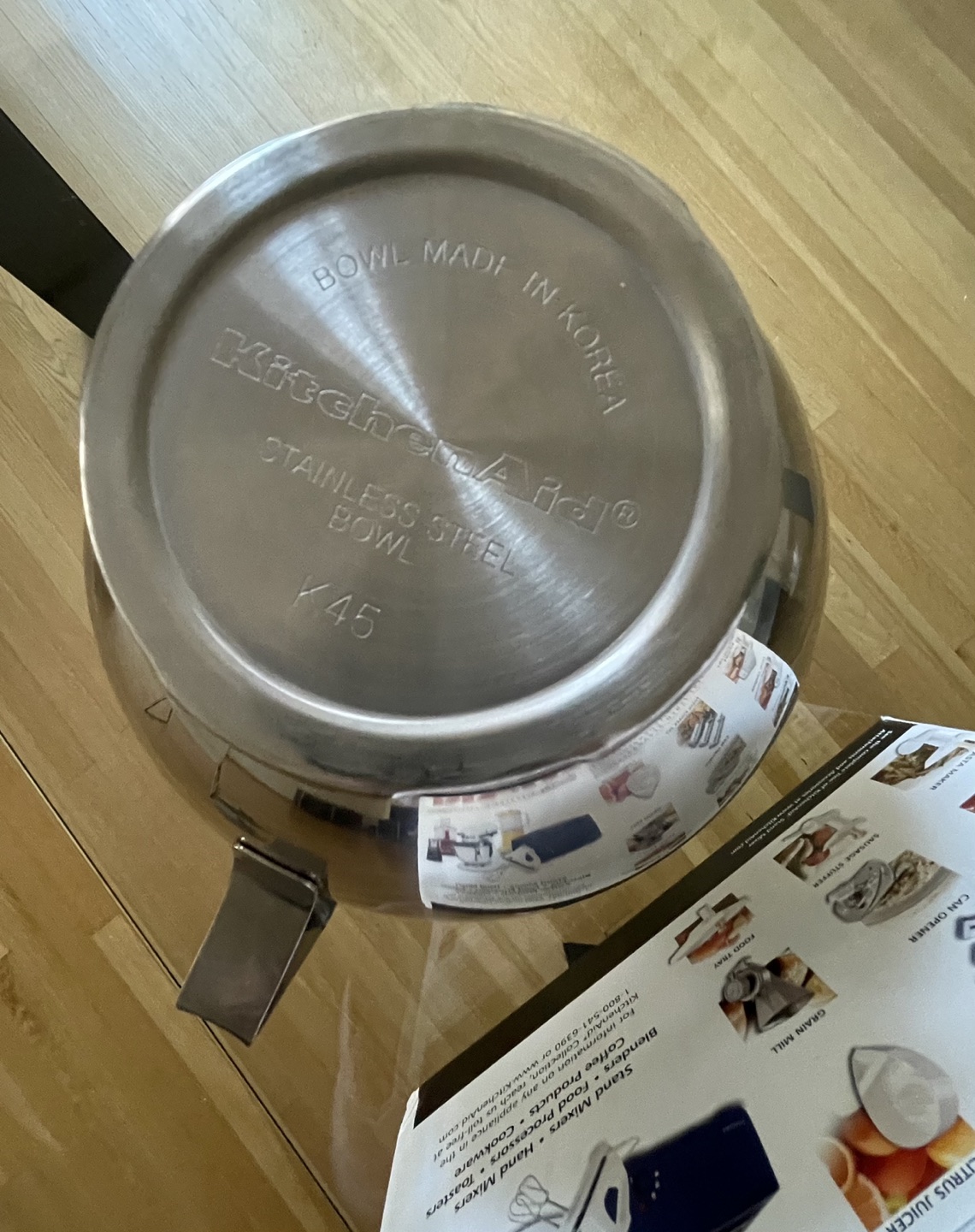 KitchenAid mixing bowl 4 1/2 quart with handle - photo 3