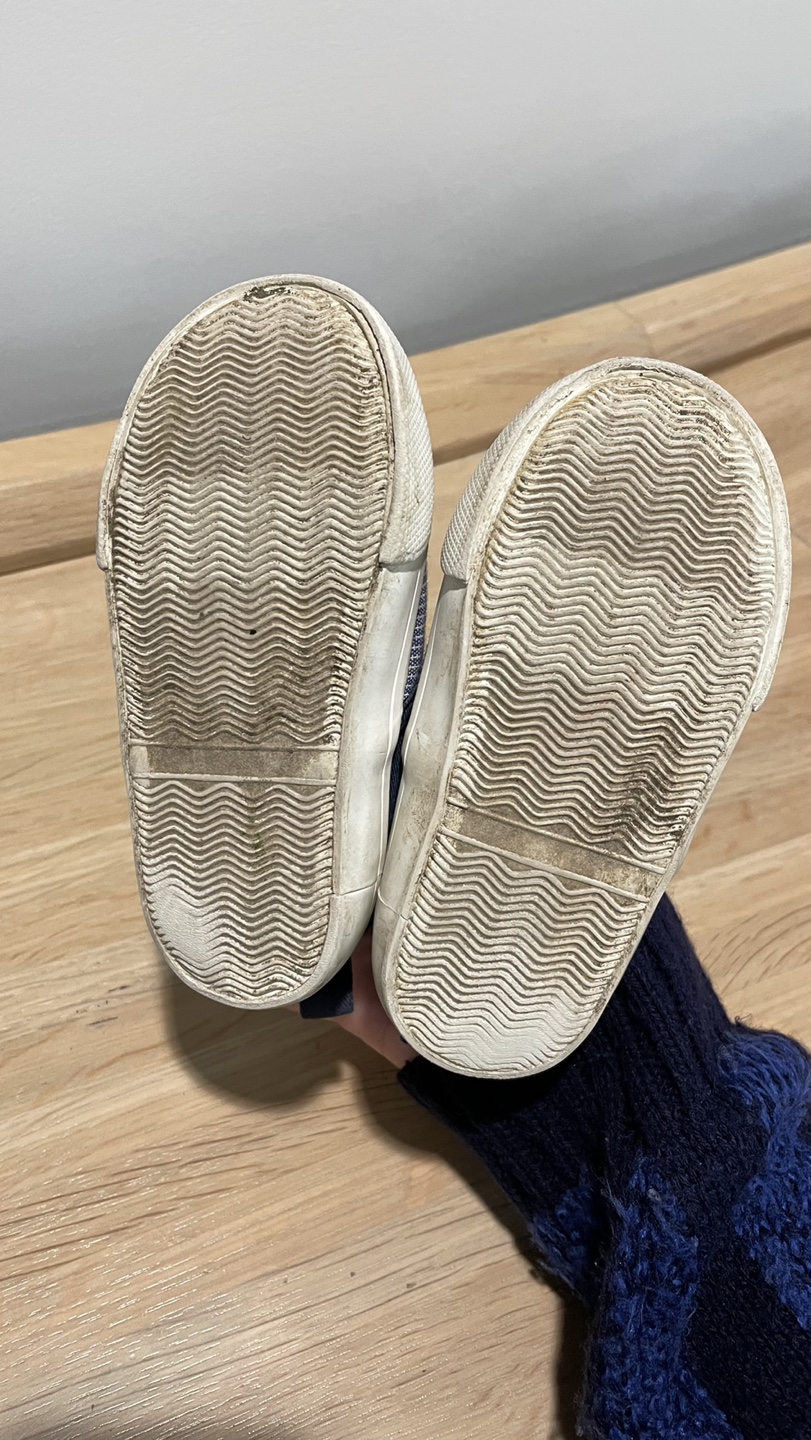 Old Navy kids shoes - photo 3