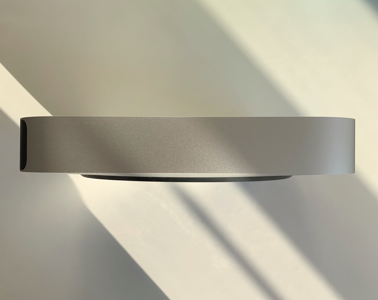 Mac mini (M1, 2020) 16GB RAM, 1TB SSD image indicator(2)